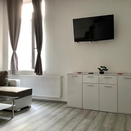 Belvarosi Apartman 1 Apartment Miskolc Ngoại thất bức ảnh